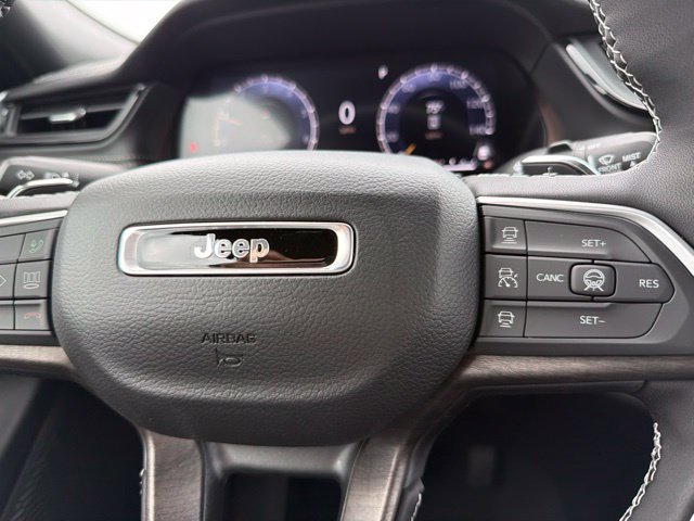 New 2026 Jeep Grand Cherokee Altitude AWD/4WD image 21