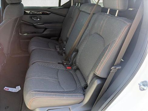 Used 2023 Honda Pilot Sport image 18