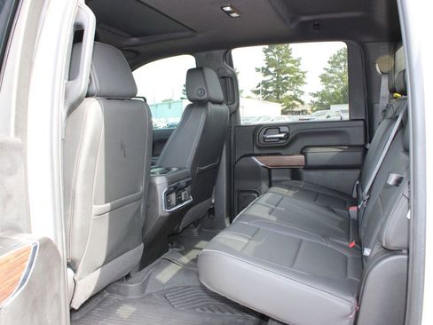 Used 2022 Chevrolet Silverado 2500 High Country w/ Safety Package II AWD/4WD image 7