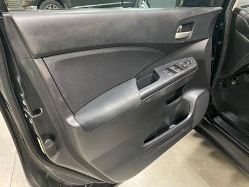 Used 2013 Honda CR-V LX image 33