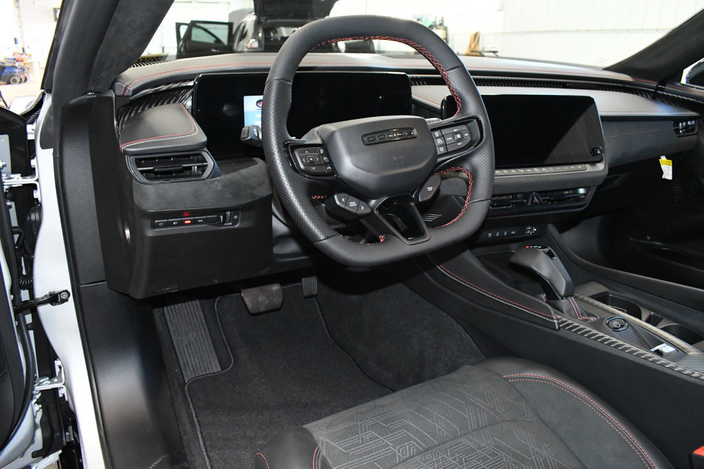 Used 2024 Dodge Charger Daytona Scat Pack w/ Plus Group AWD/4WD image 18