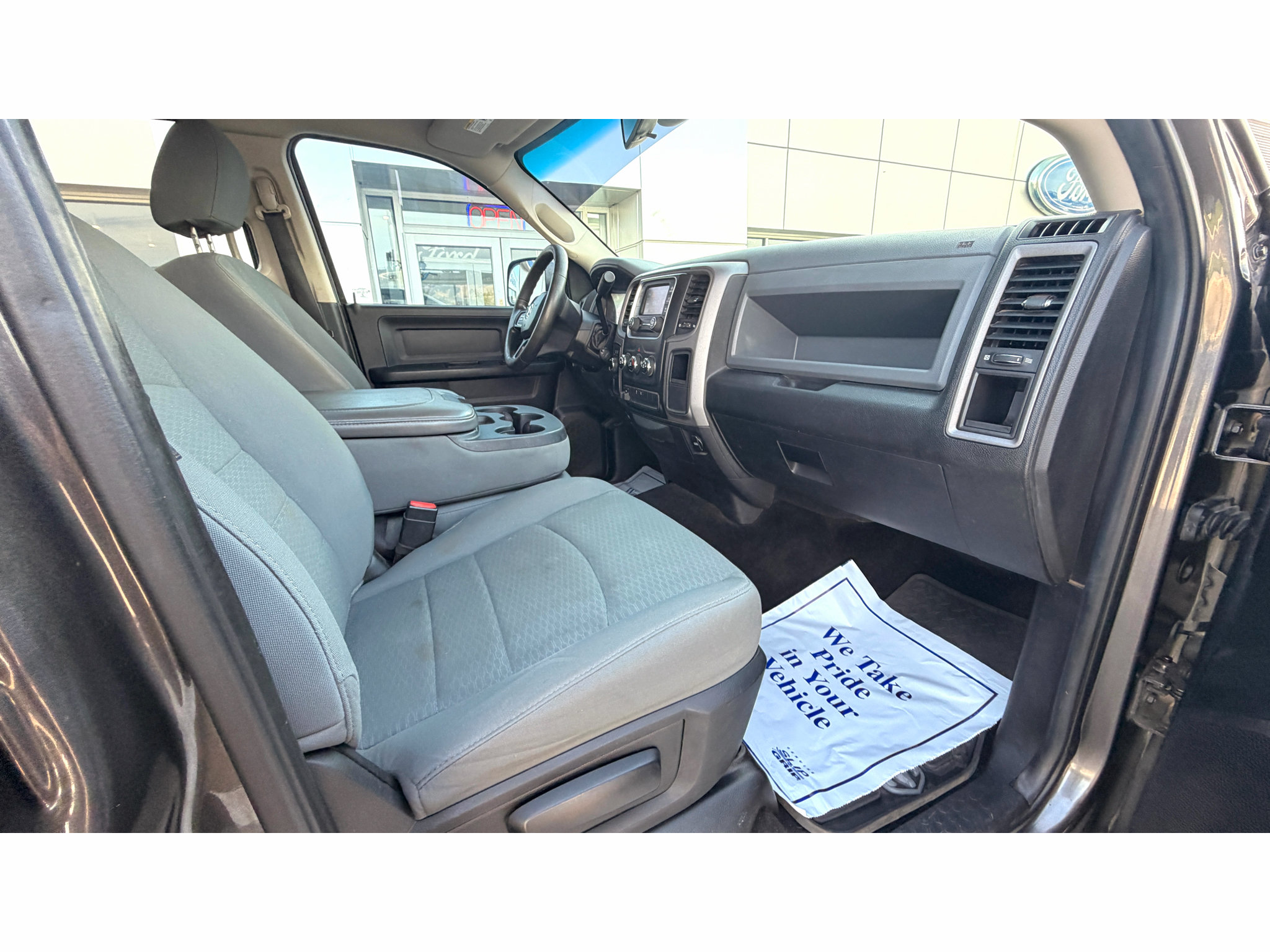 Used 2014 RAM 1500 Express AWD/4WD image 7