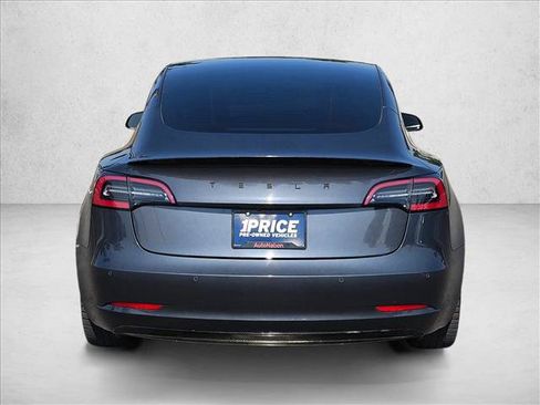 Used 2022 Tesla Model 3 RWD image 7
