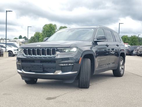 Used 2022 Jeep Grand Cherokee L Limited AWD/4WD image 4