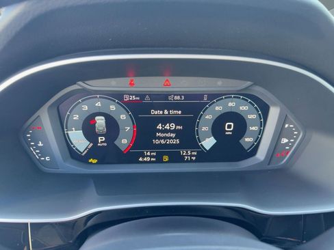 New 2025 Audi Q3 2.0T Premium image 19