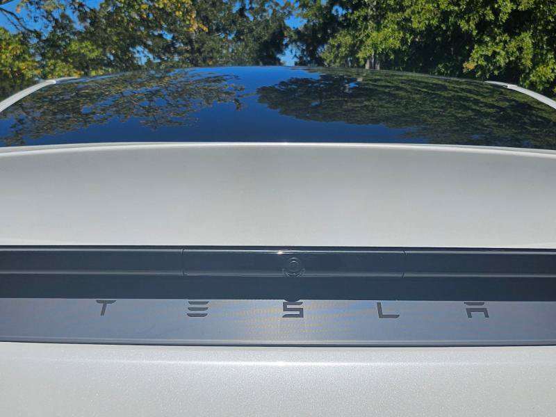 Used 2026 Tesla Model Y AWD image 30