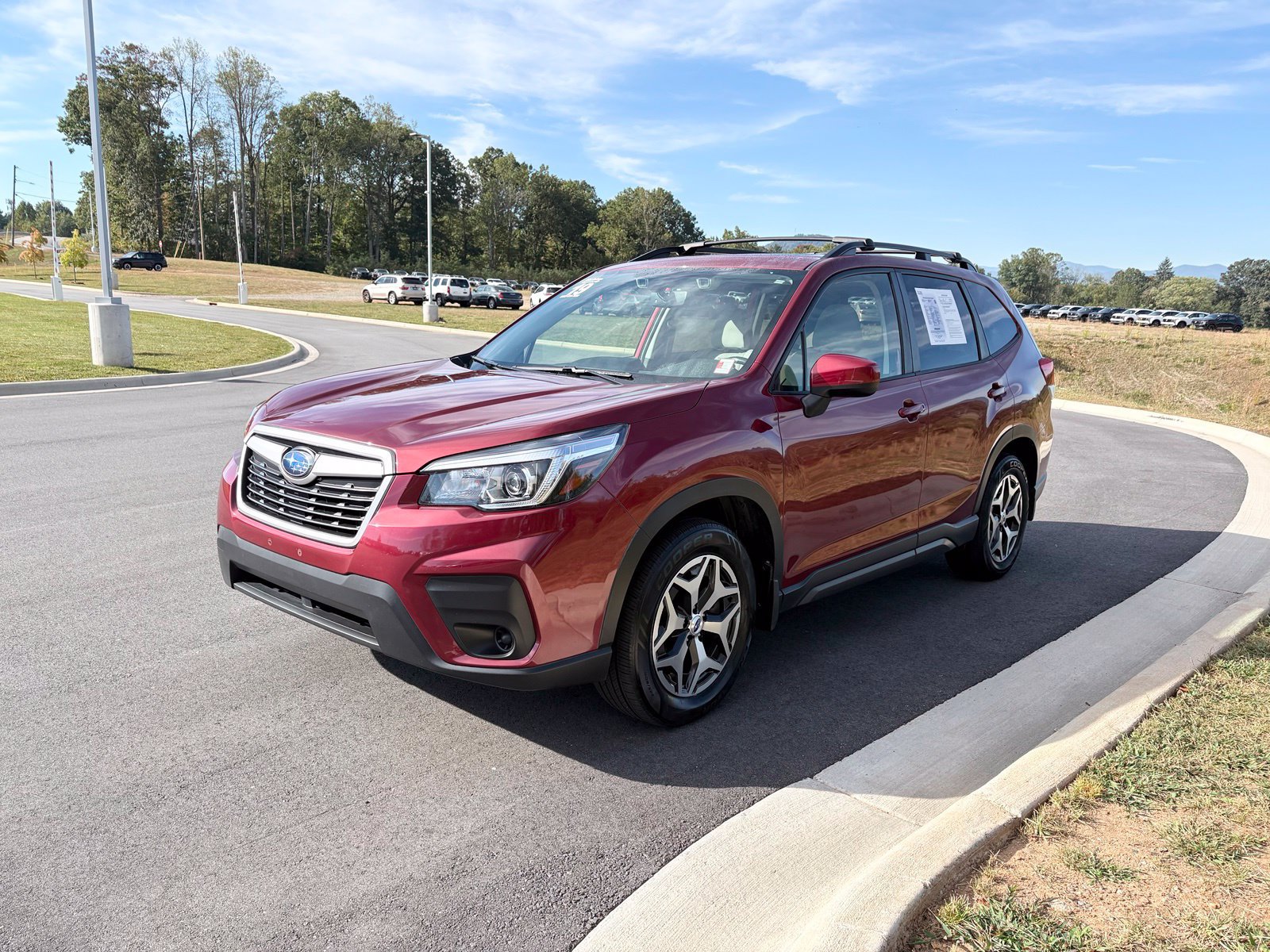 Used 2019 Subaru Forester Premium AWD/4WD image 3