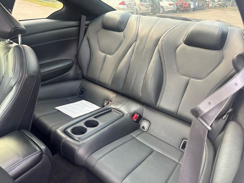 Used 2019 INFINITI Q60 3.0t Luxe w/ Essential Package AWD/4WD image 11