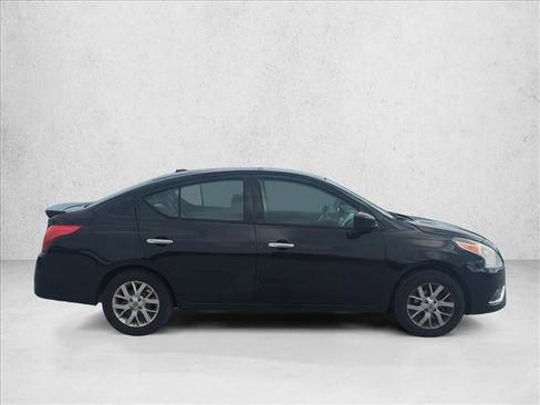 Used 2018 Nissan Versa SV w/ SV Special Edition Package image 5