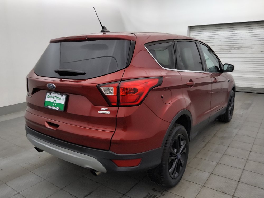Used 2019 Ford Escape SE FWD image 9