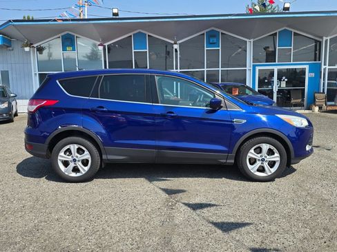 Used 2015 Ford Escape SE AWD/4WD image 8