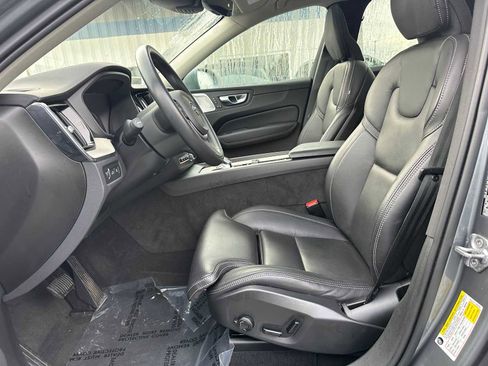 Certified 2021 Volvo XC60 T8 Inscription w/ Advanced Package image 19