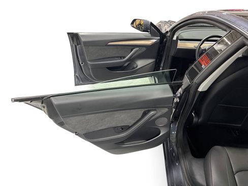Certified 2023 Tesla Model 3 Standard Range RWD image 10