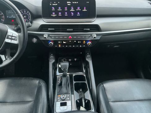 Used 2022 Kia Telluride S image 11