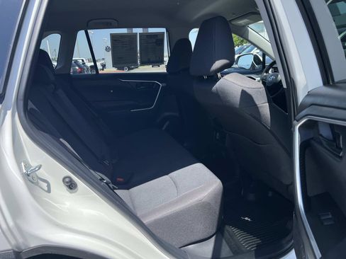 Used 2025 Toyota RAV4 LE FWD image 30