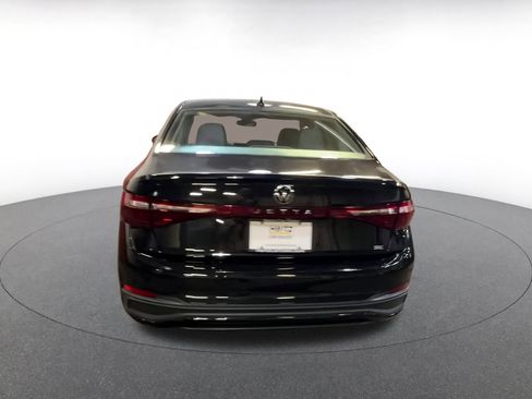 Used 2025 Volkswagen Jetta SE image 12