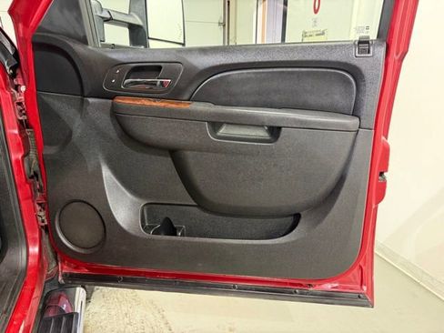 Used 2011 Chevrolet Silverado 3500 LTZ image 21