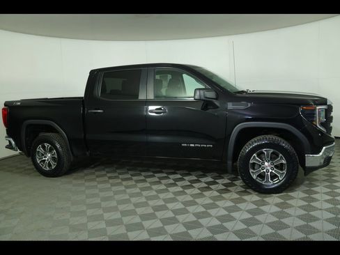 Used 2022 GMC Sierra 1500 Pro w/ Pro Value Package image 15