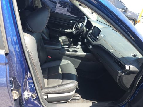 Used 2020 Nissan Altima 2.5 SR w/ Premium Package FWD image 3