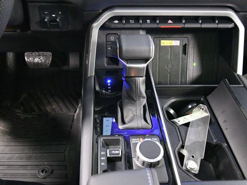 Used 2024 Toyota Tundra Platinum image 16