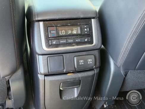 Used 2022 Subaru Ascent Limited w/ Technology Package AWD/4WD image 32