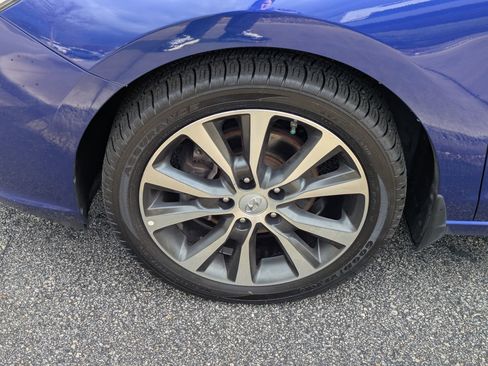 Used 2018 Hyundai Elantra GT image 8