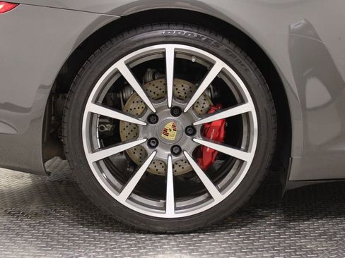 Used 2016 Porsche 911 Carrera S image 8