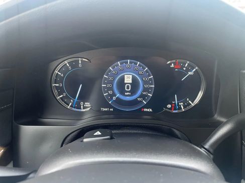 Used 2019 Cadillac Escalade ESV Luxury image 6