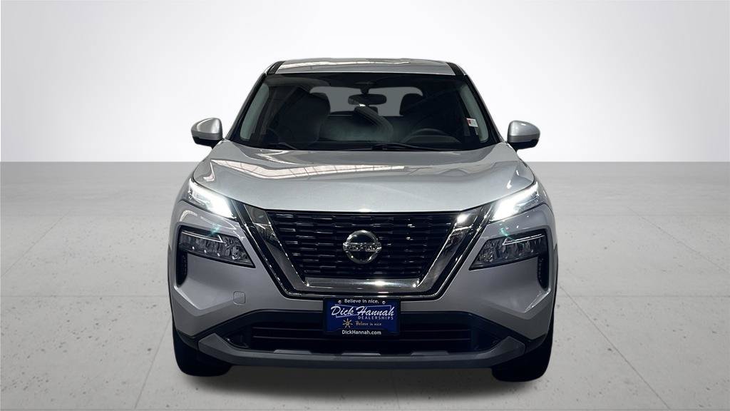 Used 2021 Nissan Rogue SV FWD image 4