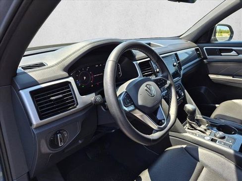 Used 2023 Volkswagen Atlas Cross Sport SEL AWD/4WD image 10