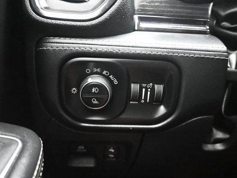 Used 2022 RAM 1500 Limited AWD/4WD image 26