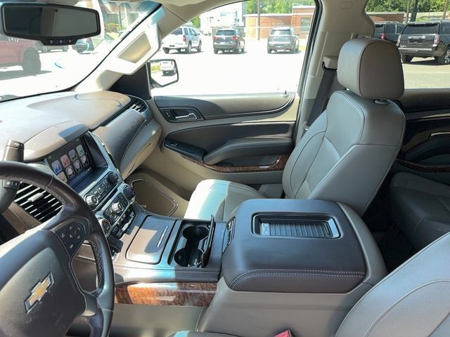 Used 2018 Chevrolet Suburban Premier AWD/4WD image 20