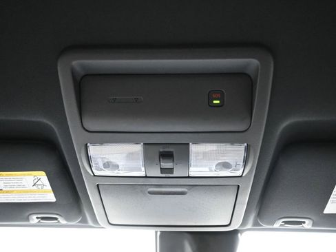 Used 2024 Nissan Frontier PRO-4X w/ Technology Package image 26