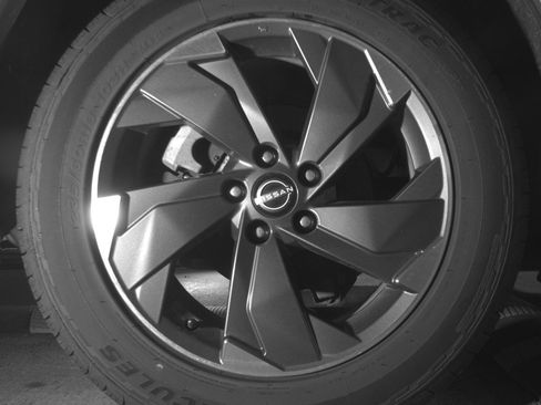 Used 2025 Nissan Rogue SV FWD image 15