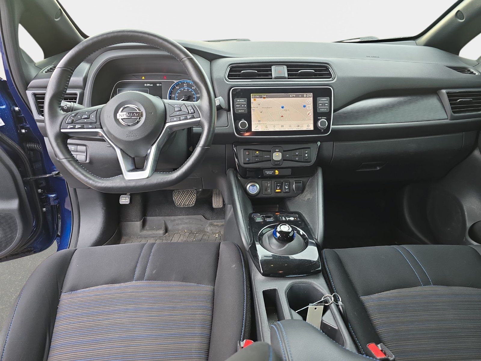 Used 2022 Nissan Leaf SV FWD image 12