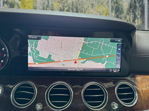 Used 2019 Mercedes-Benz E 300 4MATIC image 27