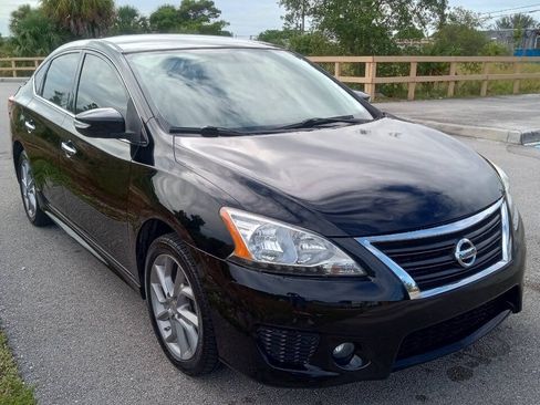 Used 2015 Nissan Sentra SR FWD image 4