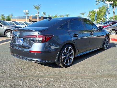 Used 2025 Honda Civic Sport Touring image 4