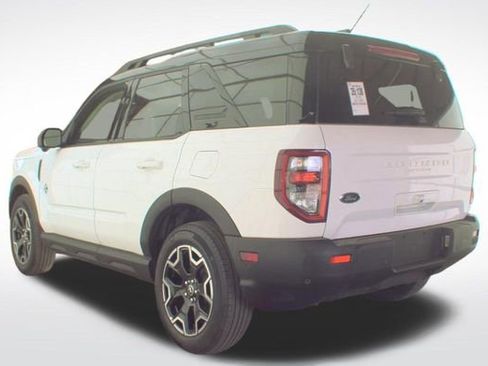 Used 2025 Ford Bronco Sport Outer Banks w/ Outer Banks Tech Package+ AWD/4WD image 12