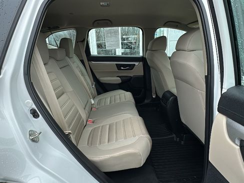 Used 2017 Honda CR-V LX image 25