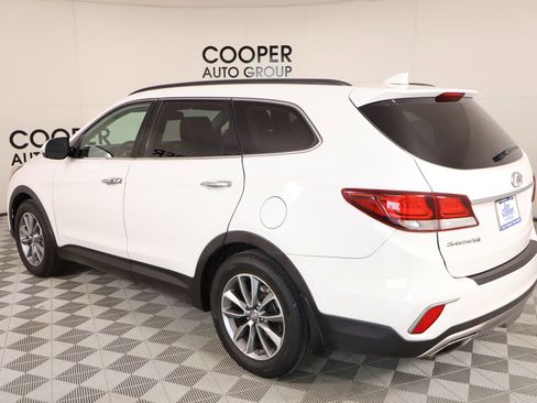 Used 2017 Hyundai Santa Fe Limited image 22