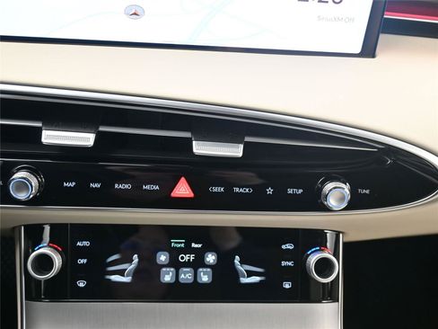 New 2026 Genesis GV70 2.5T Select image 13