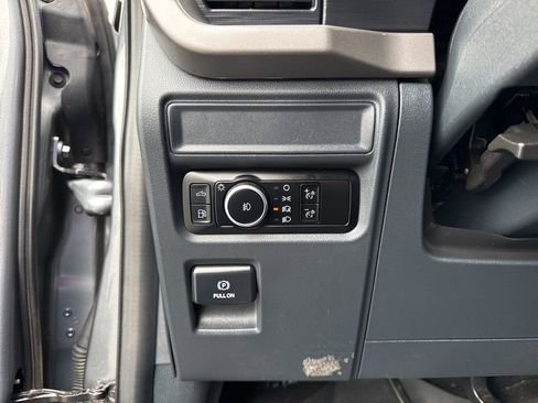 Used 2024 Ford F150 XLT w/ Mobile Office Package image 12