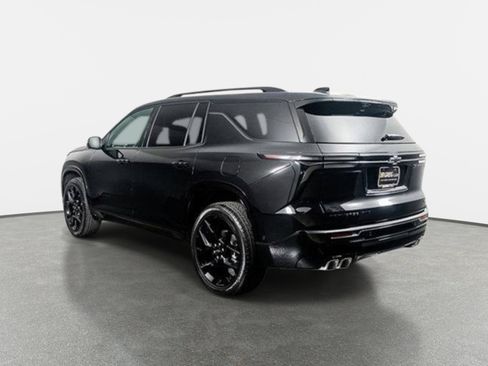 Used 2026 Chevrolet Traverse RS AWD/4WD image 9