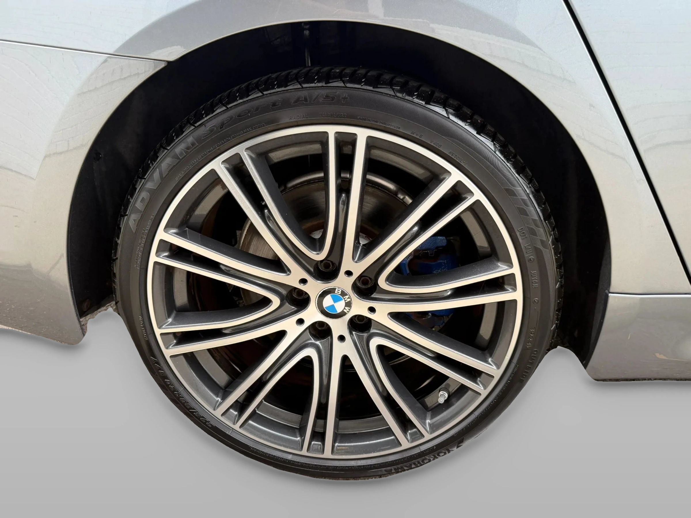 Used 2018 BMW M550i xDrive AWD/4WD image 50
