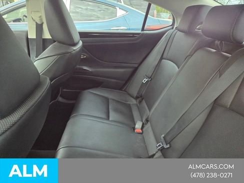 Used 2021 Lexus ES 300h w/ Premium Package image 5