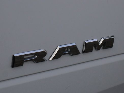 Used 2022 RAM 5500 Tradesman w/ Chrome Appearance Group image 49