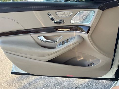 Used 2016 Mercedes-Benz S 550 Sedan image 14