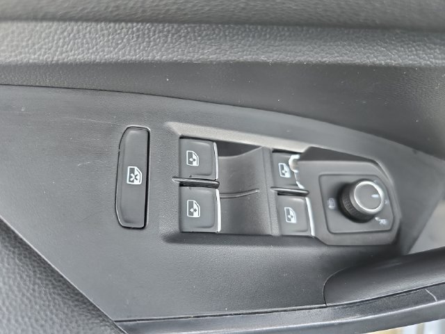 Used 2021 Volkswagen Jetta S FWD image 29