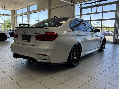 Used 2018 BMW M3 RWD image 12